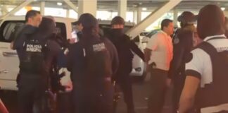 #AlertaPeriodistas: Policías estatales, municipales detienen y golpean a periodista y escoltas federales en Poza Rica #Veracruz