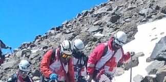 Continúa la búsqueda de dos alpinistas extraviados en el Pico de Orizaba.
