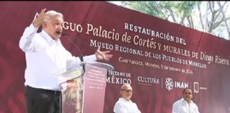 López Obrador defiende a Cuauhtémoc Blanco de reclamos y abucheos por inseguridad en Morelos