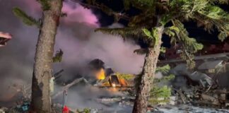 Tres personas fallecidas deja Avioneta que se estrella contra casas rodantes #Florida