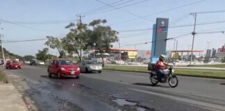 #Xalapa Urgen al Alcalde Ricardo Ahued atienda baches que federación no compone.