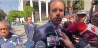 Carlos Loret es interrogado ante demanda de Pío López Obrador por videos de “sobres amarillos”