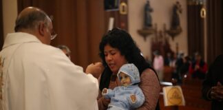 Xalapa lleva a cabo la bendición del niño Dios en festividad de la Virgen de la Candelaria