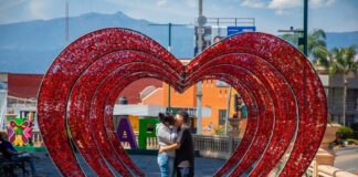 Con música y teatro celebra Ayuntamiento de Xalapa el Día del Amor