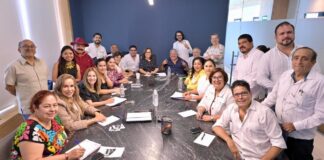 Rocío Nahle dialoga con aspirantes de Morena al senado y a una curul