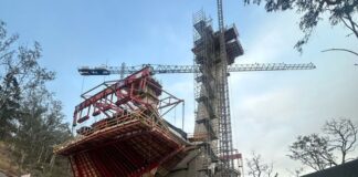 Un muerto y un lesionado grave al colapsar estructura en #treninterurbano México_Toluca