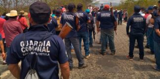 Denuncian nuevo ataque de sicarios y sobrevuelo de drones en Ostula #Michoacán