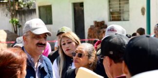 Entrega Ricardo Ahued más obras de pavimentación en la periferia de Xalapa.