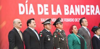 Asiste Ricardo Ahued a conmemoración del Día de la Bandera.