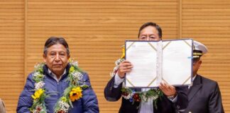 Presidente de Bolivia promulga ley para elegir por voto popular a autoridades judiciales.