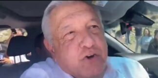 AMLO califica de venganza filtración del teléfono de su hijo.