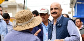Con obra pública Ayuntamiento de Xalapa impulsa la igualdad social .