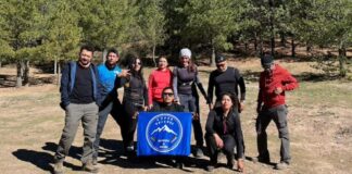 10 senderistas suben al Pico de Orizaba por amor a la vida.