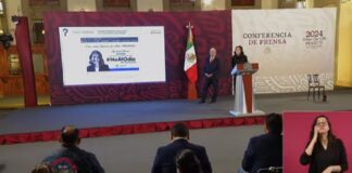 Presidencia acusa a madre de víctima de feminicidio de financiar campaña negra #NarcoPresidente en Facebook