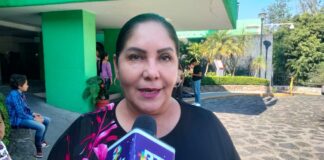 Claudia Tello descarta problemas con Manuel Huerta.