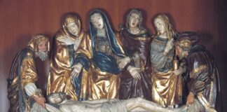 Se exhibe el patrimonio cultural en museos de Andalucía en Semana Santa .