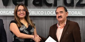 OPLE Veracruz recibe solicitud de registro del aspirante a la candidatura por la Gubernatura del Partido Político Movimiento Ciudadano.