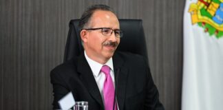 INE se deslinda del cambio de posición de Manuel Huerta a segunda fórmula.