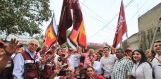 Huerta apuesta por “acabar con la monarquía” en Veracruz y Boca del Río.