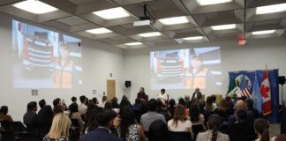 Instan a empresas a invertir en las mujeres para acelerar el progreso de México .