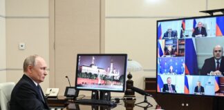 Putin acusa a Ucrania de intentar sabotear su reelección.