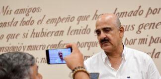 Ricardo Ahued pide a Ivonne Cisneros que aclare donde quedó el dinero de CMAS.