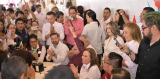 Rocío Nahle es confrontada por comensales de cafetería en Boca del Río #Veracruz