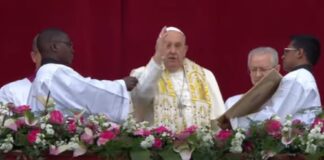 La paz no se construye con las armas, sino abriendo los corazones #BendiciónUrbiEtOrbi,