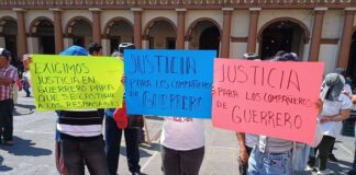 Antorcha Campesina se manifestó en Plaza Lerdo para exigir justicia en crimen de militantes en Guerrero.