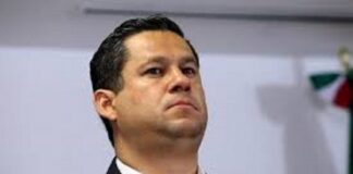 AMLO manda pero no gobierna, responde Sinhue que investiga pleito entre Morenos en feminicidio de Gisela Gaytan.