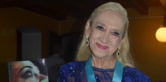 Recital de la primera declamadora nacional, la poetisa Ely Nuñez #Xalapa