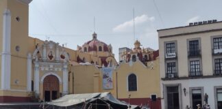Integrantes del FNLS dejan Plaza Lerdo tras 13 meses de plantón .