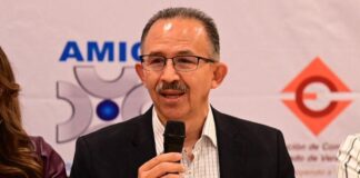 Positivo que se saquen los trapitos al sol durante debates: Vocal ejecutivo del INE.