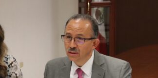 INE sigue en espera de que candidatas y candidatos al Senado en #Veracruz confirmen si acudirán a debatir.