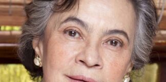 Fallece la primera actriz Carmen Farías a los 69 años de edad.