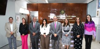 OPLE Veracruz entrega al INE documentación y material electoral para Voto Anticipado