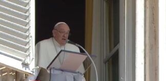 Papa Francisco pide detener toda acción que arrastre a Oriente Medio a un conflicto mayor