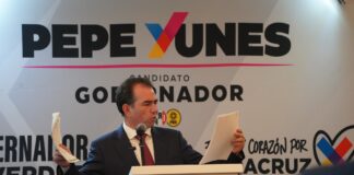 Pepe Yunes presenta denuncia contra Nahle ante fiscalía Anticorrupción de la FGR .