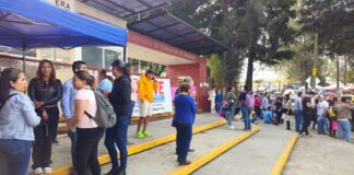Integrantes del SIMVE tomaron oficinas de la SEV por falta de atención.