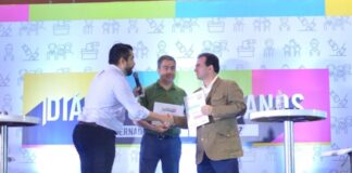 Firma Pepe Yunes Acuerdo por Veracruz .