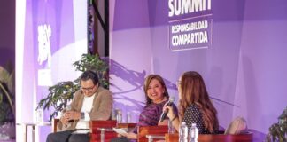 Entregará Xochitl beca La Mexicana para quienes sufren violencia intrafamiliar.