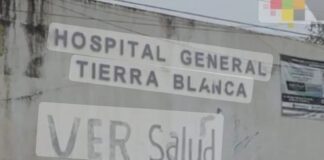 Denuncian anomalías y malos tratos en el hospital general Jesús García Corona en el municipio de Tierra Blanca.
