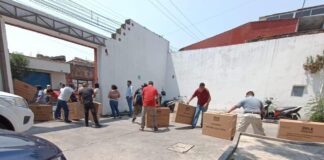 Llega material electoral al consejo distrital 12 de Coatepec para el próximo 2 de junio.