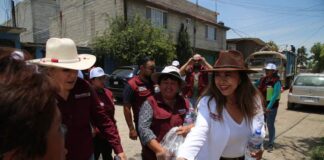 Juanita Carrillo se compromete a sacar del rezago a pobladores de la Tabla y El Tirado m