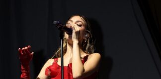 Mar cautiva con su nuevo sencillo “Ojitos de Colores”.