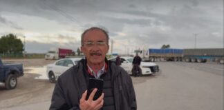 Manifestantes de Totalco dejan ir al alcalde de Perote.