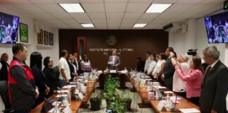 Instalan Consejo Local del INE #Veracruz con exhortó a seis millones de Veracruzanos a acudir a las urnas.