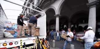 Entregan autoridades municipales apoyos donados por la sociedad  #Xalapa