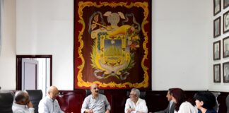 Reconoce Ricardo Ahued labor de los Bomberos de Xalapa.