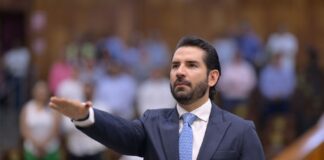 Se incorpora diputado Mario Delfín al trabajo de Comisiones Legislativas .